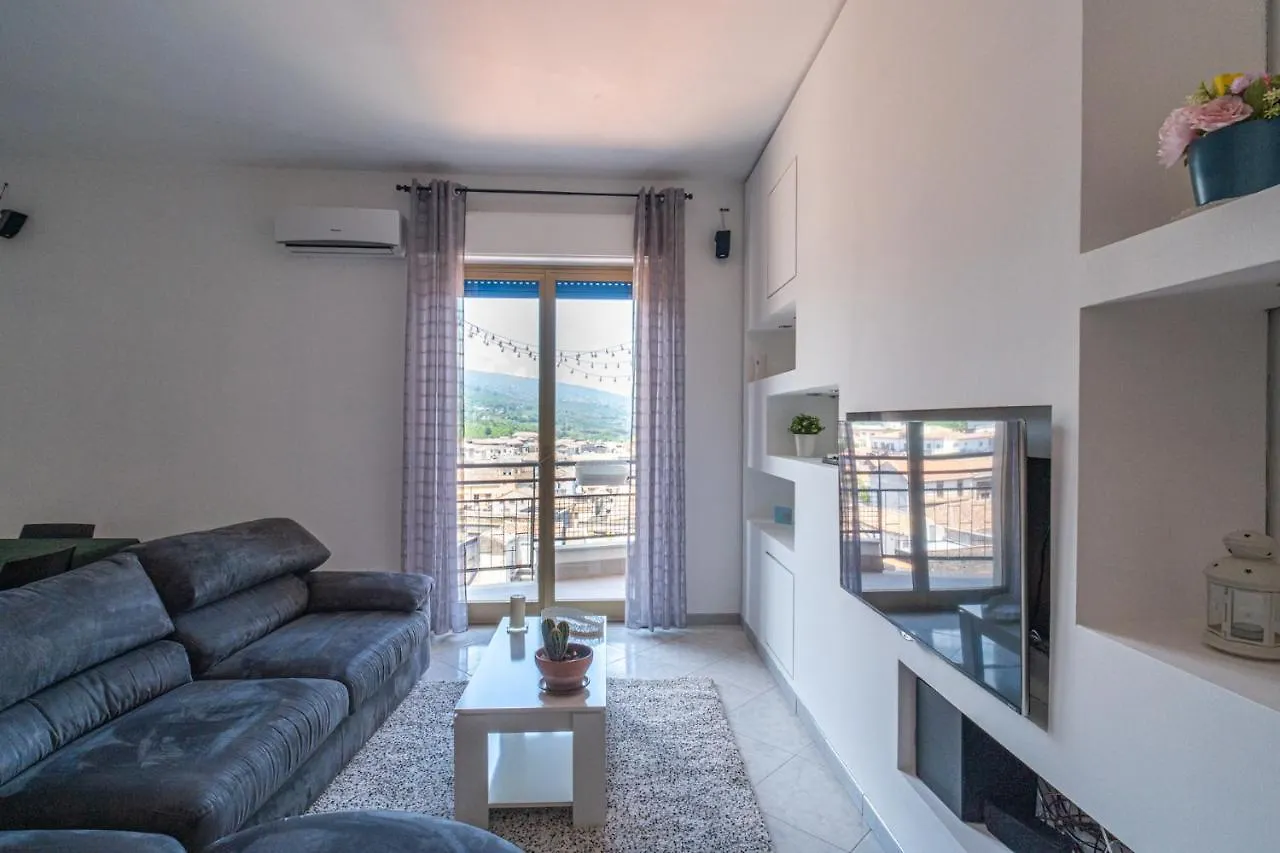 Belvedere Dell Etna - Ampio Appartamento Con Vista Mare E Taormina Giarre 0*,