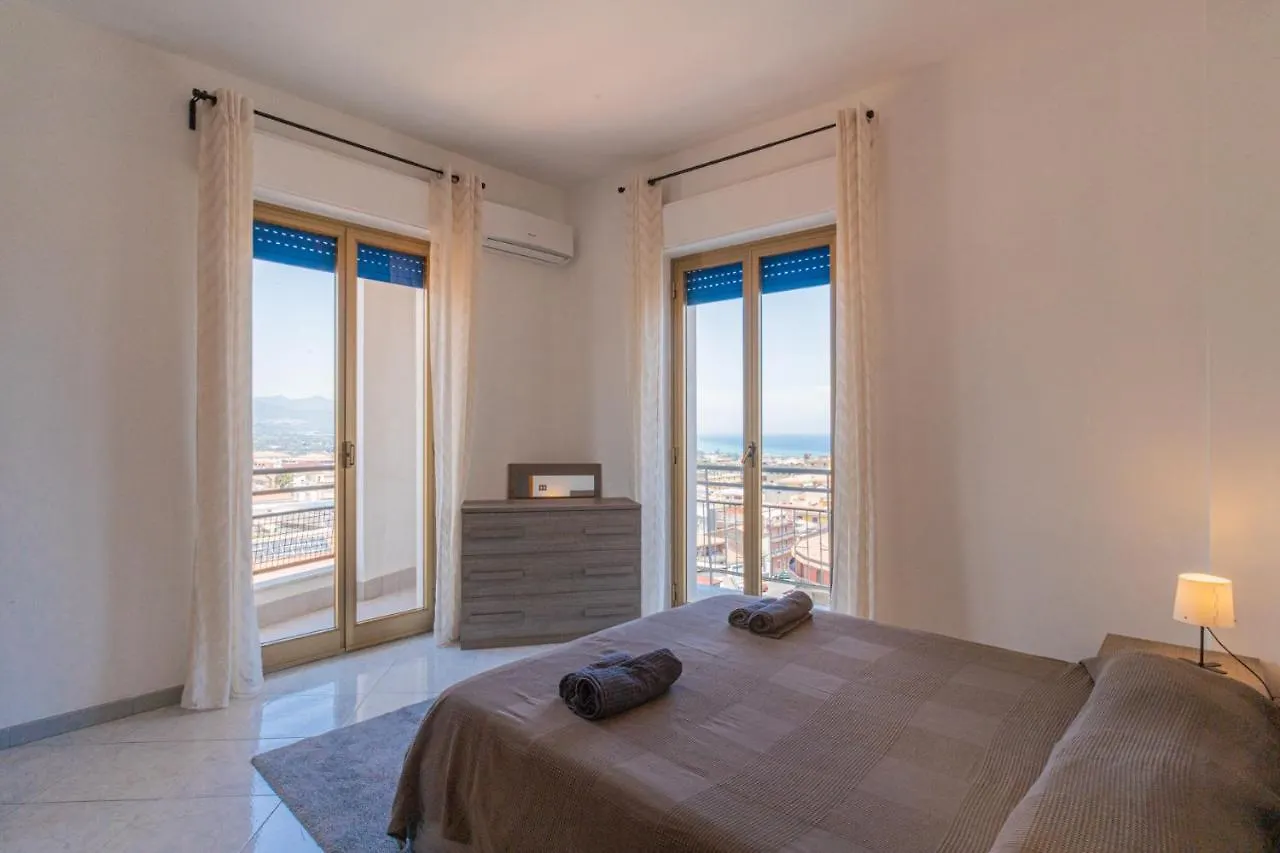 Belvedere Dell Etna - Ampio Appartamento Con Vista Mare E Taormina Giarre